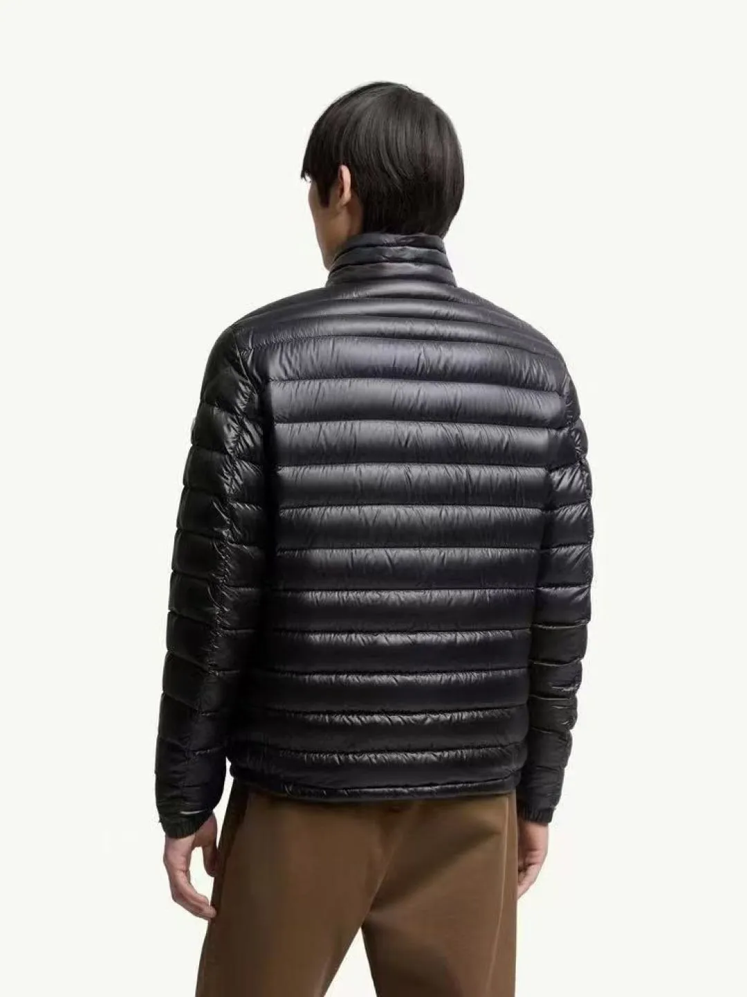 Moncler Solayan ， ， Same Style ！ ～ Lightweight ！ ， ， 。 Solayan micro chic ， ， Moncler 。 。 NFC ：Black ，Blue Size：1，2，3，4，5《M L XL 2XL 3XL》 《 。 Premium》